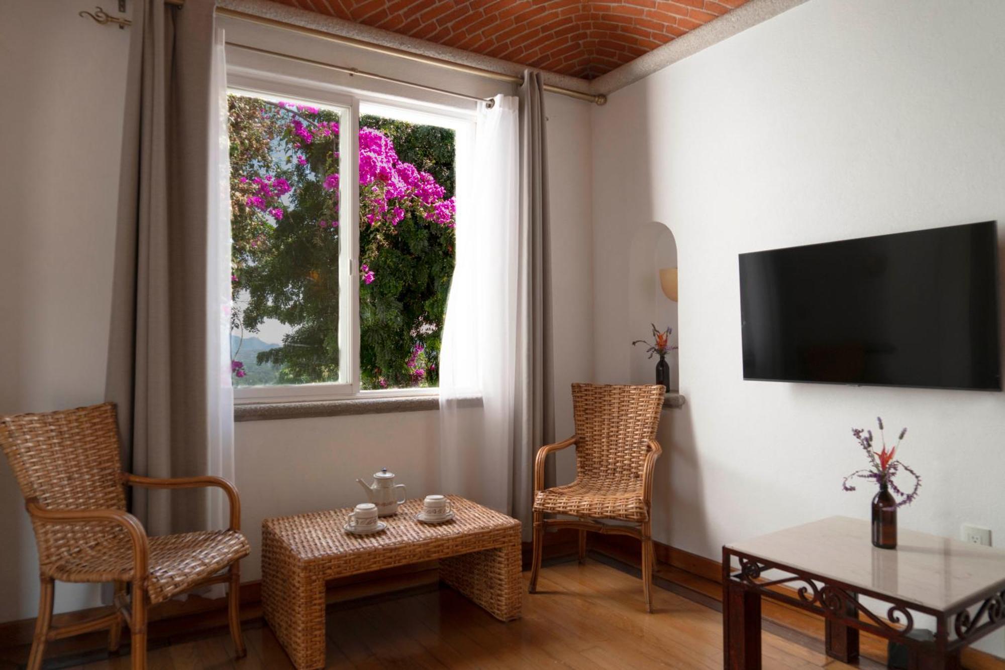 Posada Del Tepozteco - Hotel & Gallery Tepoztlan Ngoại thất bức ảnh