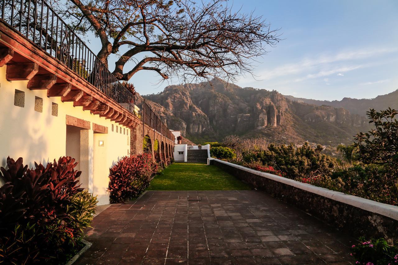 Posada Del Tepozteco - Hotel & Gallery Tepoztlan Ngoại thất bức ảnh